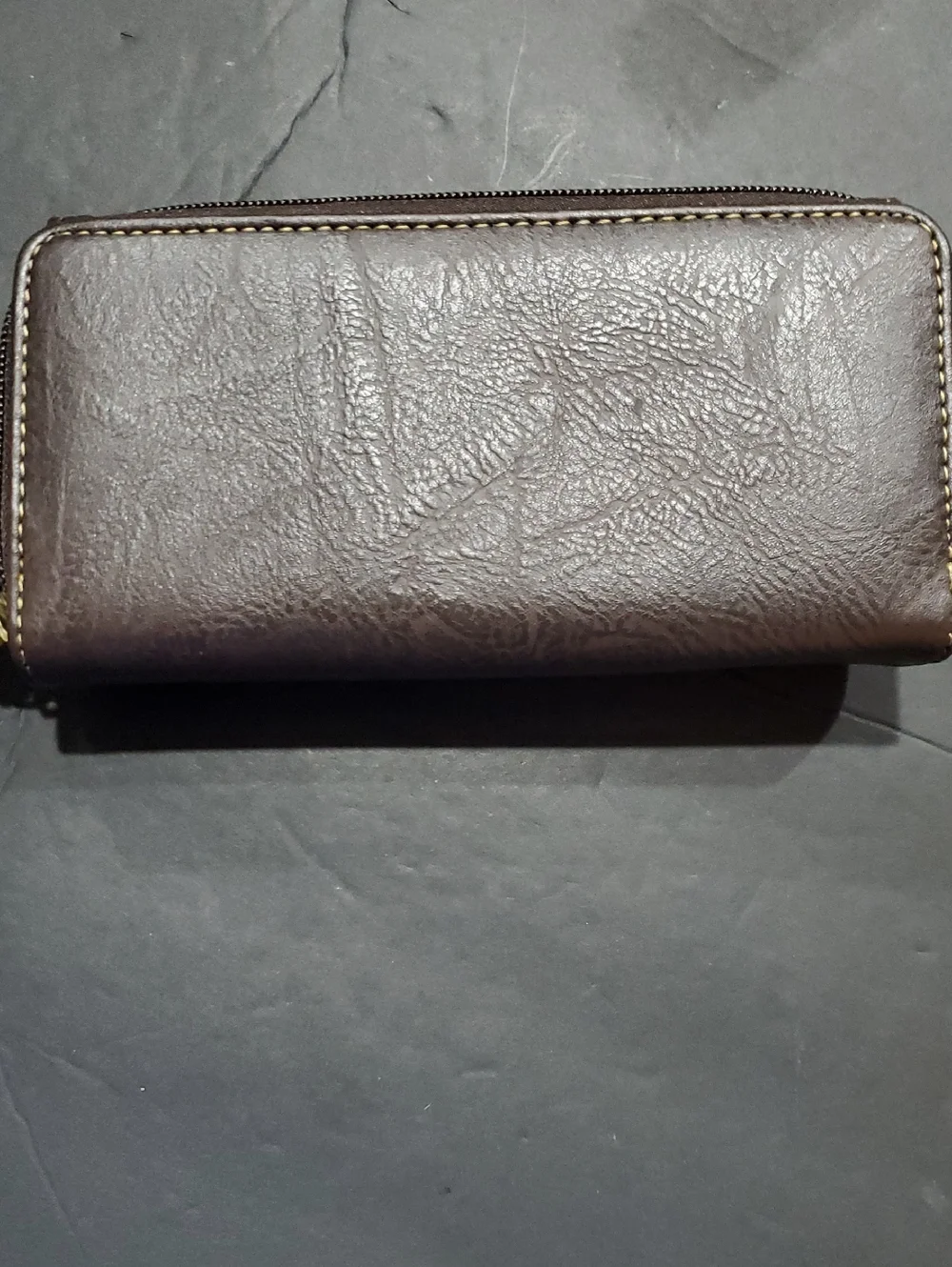 B.O.C intricate floral‎ pattern chocolate brown trifold wallet brand new